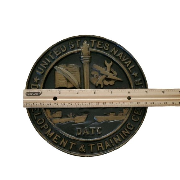 7” Ceramic Medallion Plaque Development & Training Center US Navy DATC - Picture 3 of 4